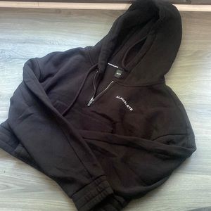 Alphalete crop hoodie